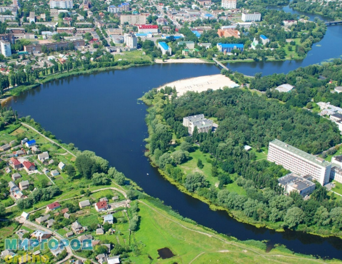 Міста України з висоти пташиного польоту: впізнаєте своє?)