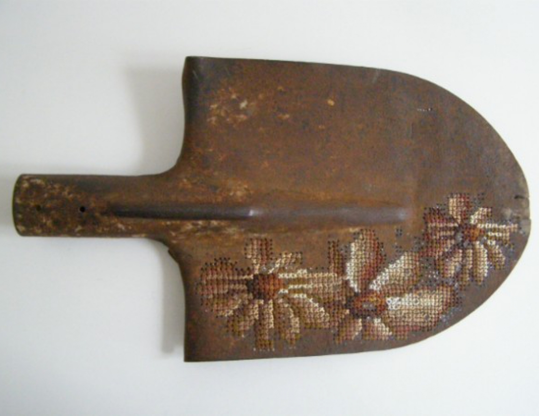 Вишивка хрестиком ... по металу :-)