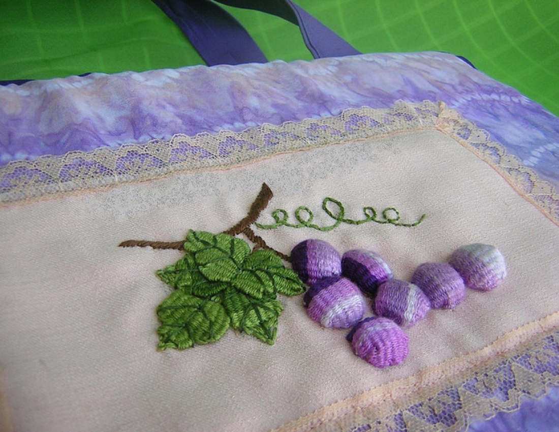 Вишивка на гребінці