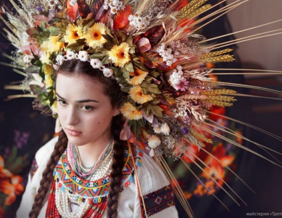 Бандерівки: Дружини, сестри і матері бійців АТО знялися у неймовірній фотосесії