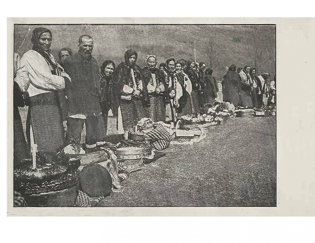 Які вони гарні, наші пращури ! Освячення пасок в Ясінях. 1920-і роки