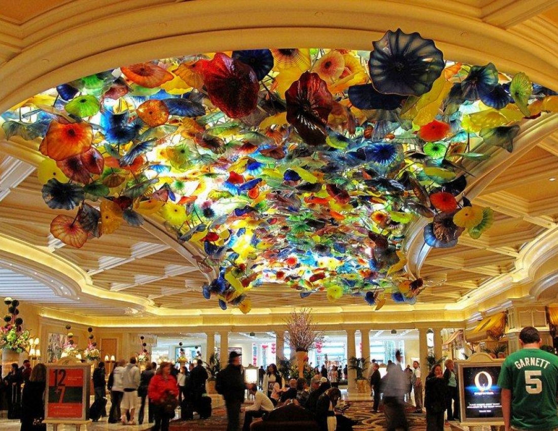 Квіткова скляна стеля в готелі Белладжіо (Лас-Вегас)