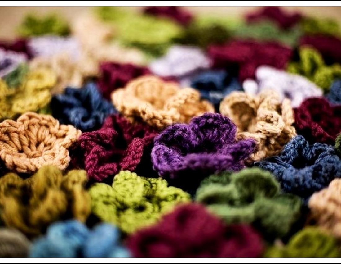 Квітковий диво-килимок гачком