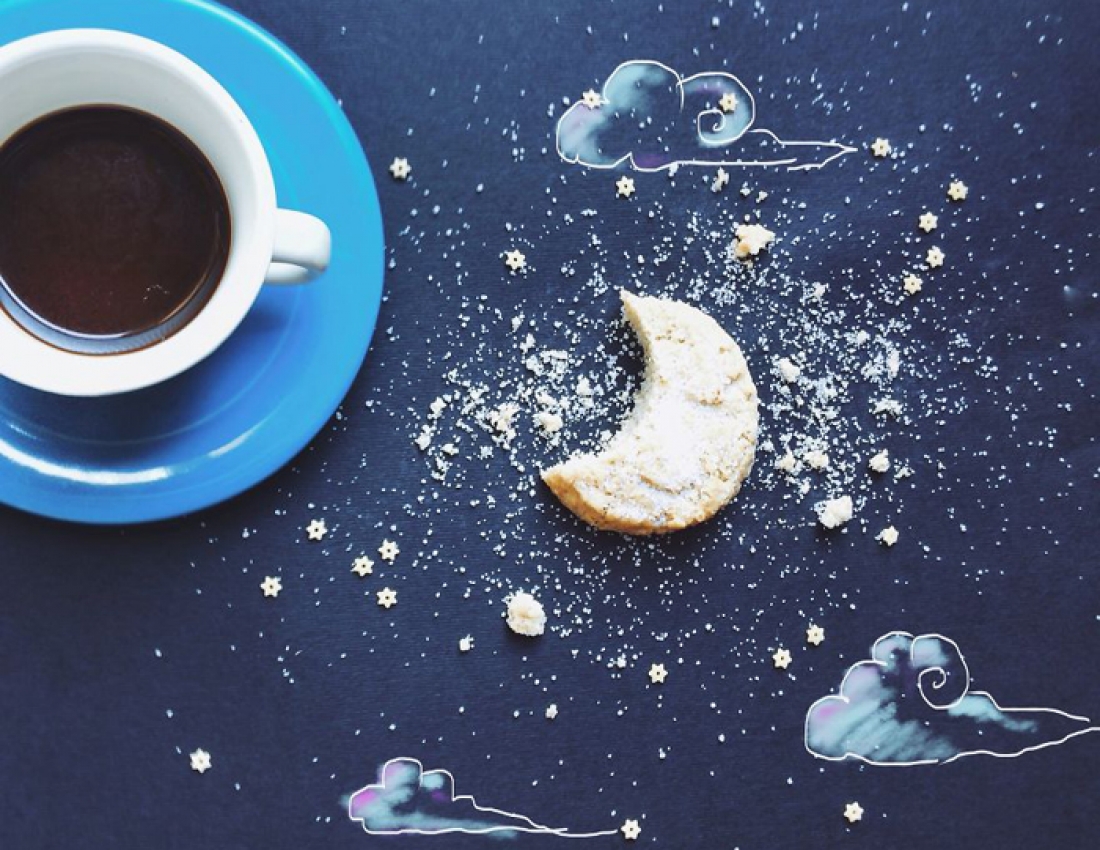 Хвилинка творчості за сніданком: чарівні малюнки, що доповнюють ранкову каву...)))