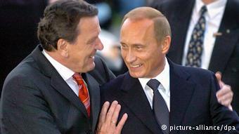 Колишній німецький канцлер Шрьодер підтримує тісні зв'язки з Путіном