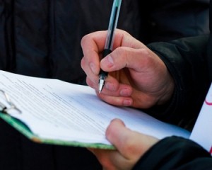 Влада веде Україну хибним шляхом - опитування Влада веде Україну хибним шляхом - опитування