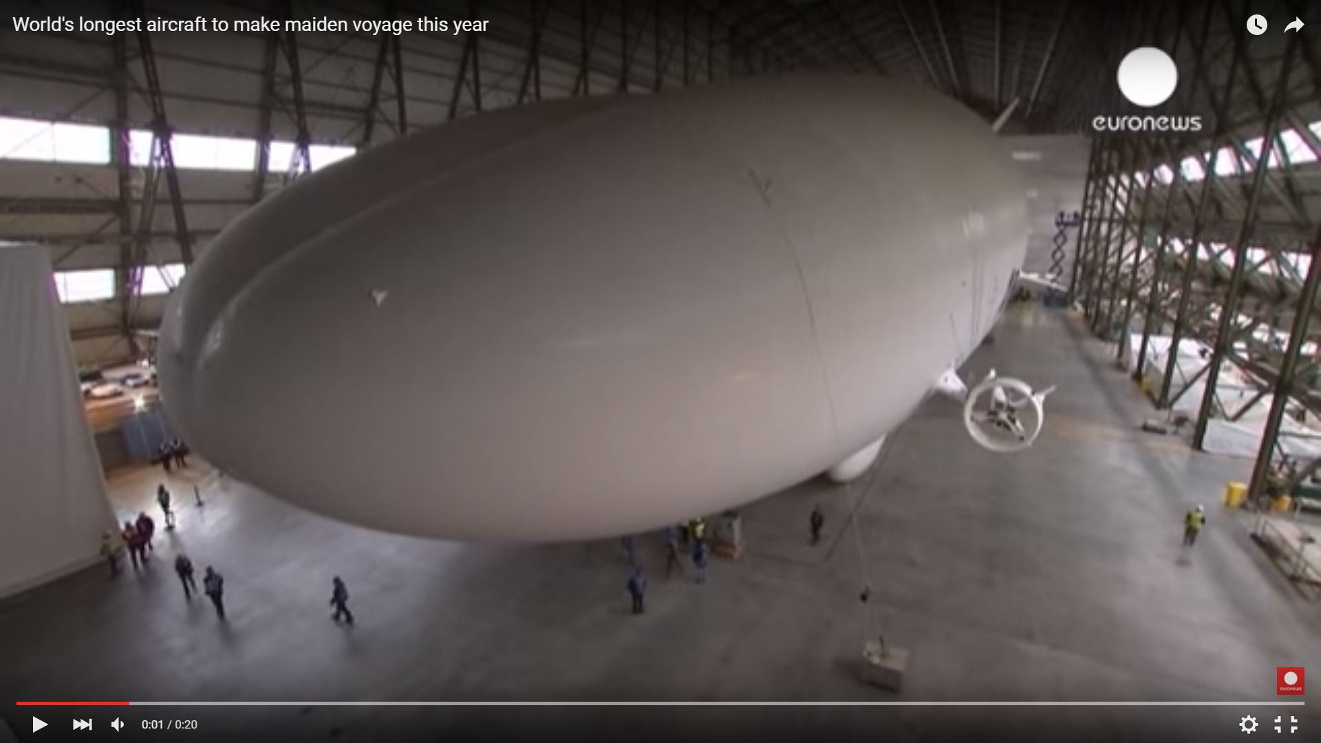 У Британії представили найбільший у світі дирижабль Airlander-10 У Британії представили найбільший у світі дирижабль Airlander-10