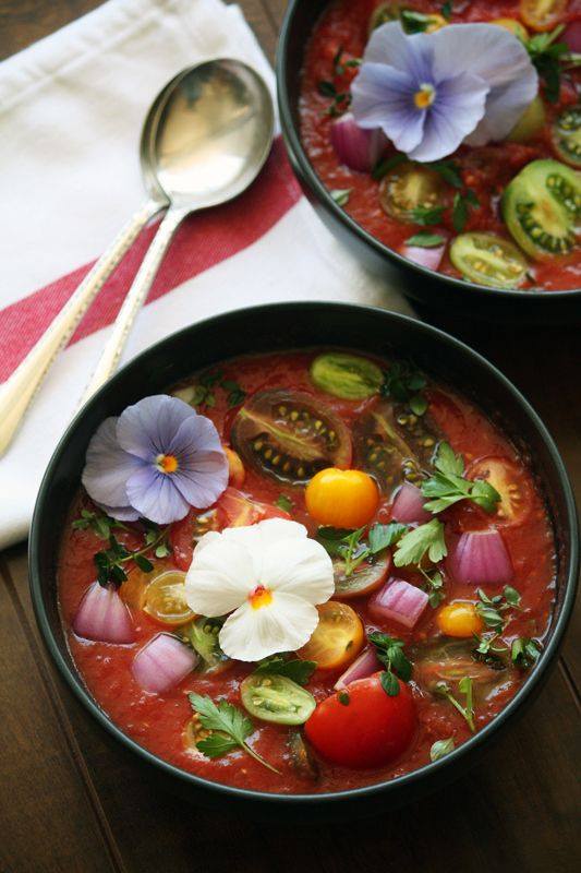 А вы знали, что некоторые цветы не только красивы, но и вкусны?