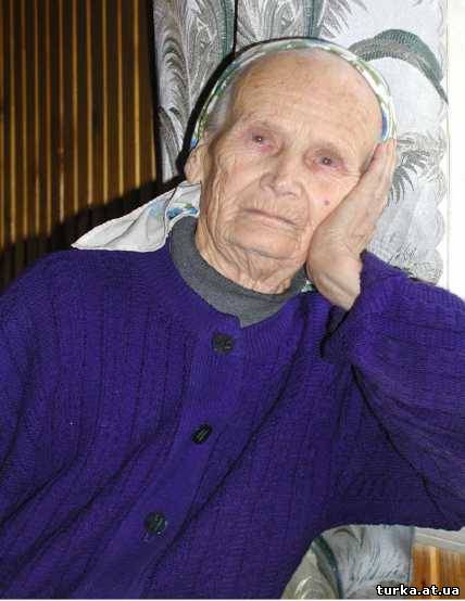 "Всюди добре , а вдома - найкраще", - каже 90 - річна жителька Багнуватого Марія Цюцик