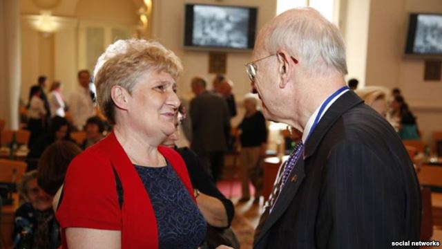 Українці, які пережили Другу світову, нині на Донбасі помирають з голоду – Полякова Українці, які пережили Другу світову, нині на Донбасі помирають з голоду – Полякова
