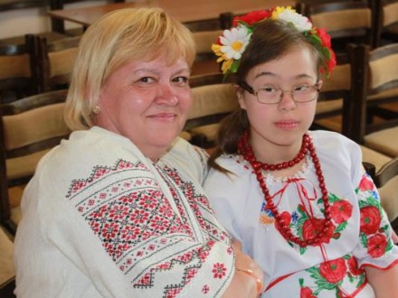Украинка с синдромом Дауна получила Гран-при на музыкальном конкурсе в Болгарии Украинка с синдромом Дауна получила Гран-при на музыкальном конкурсе в Болгарии