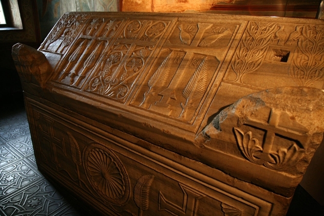 В США відшукали останки Ярослава Мудрого: їх хоче забрати собі Росія