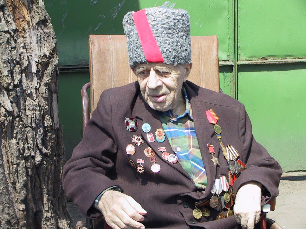 Поради від діда Петра Утвенка Поради від діда Петра Утвенка
