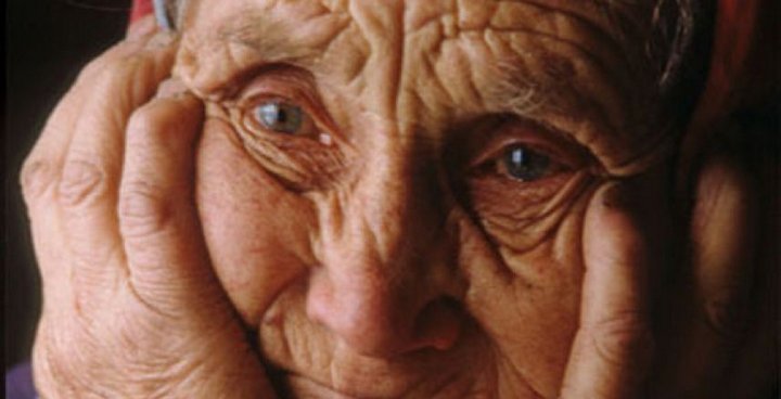 Ученые: После 90 лет люди охотно говорят о смерти