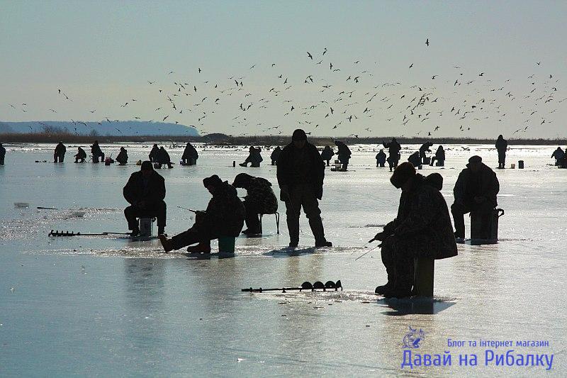 Де шукати рибу на зимовій рибалці