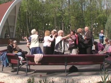 В парке Горького пенсионеров научат отдыхать «по-молодому» В парке Горького пенсионеров научат отдыхать «по-молодому»