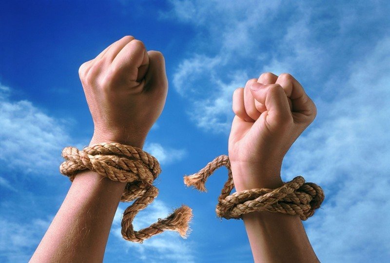 13 звичок, яких потрібно позбутися кожній людині 13 звичок, яких потрібно позбутися кожній людині